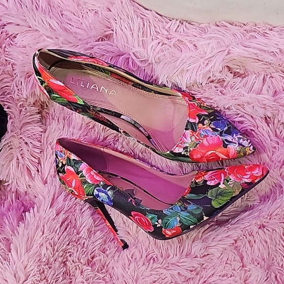 Multicolor Floral Heels - Picture 1 of 7